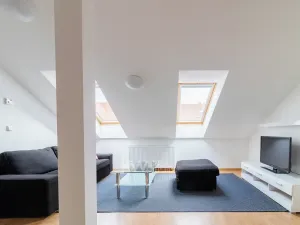 Pronájem bytu 2+kk, Praha - Smíchov, Jindřicha Plachty, 59 m2