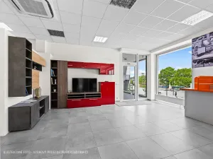 Pronájem obchodního prostoru, Praha - Hloubětín, Poděbradská, 110 m2