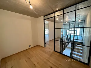 Prodej bytu 3+kk, Praha - Vysočany, Kolbenova, 60 m2
