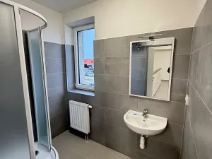 Pronájem kanceláře, Dobřejovice, 541 m2