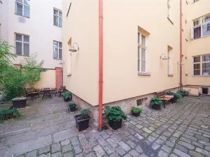 Pronájem bytu 1+kk, Plzeň - Vnitřní Město, Veleslavínova, 36 m2