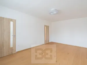 Pronájem bytu 1+1, Praha - Střížkov, Bínova, 32 m2