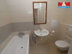 Pronájem bytu 2+1, Hořovice, Palachova, 58 m2