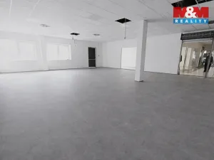 Pronájem obchodního prostoru, Benešov, Vnoučkova, 108 m2