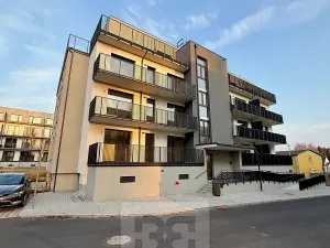 Pronájem bytu 2+kk, Kladno, Ke křížku, 48 m2