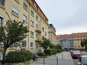 Pronájem kanceláře, Praha - Dejvice, Velflíkova, 47 m2