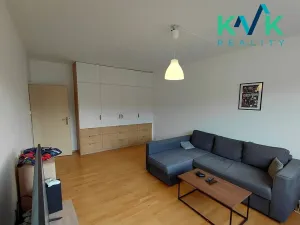 Prodej bytu 3+1, Loket, Sportovní, 70 m2