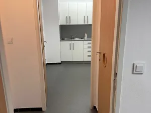 Pronájem kanceláře, Vsetín, Dolní náměstí, 194 m2