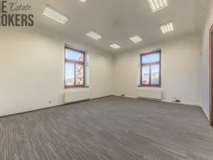 Pronájem kanceláře, Liberec - Liberec I-Staré Město, Vítězná, 230 m2