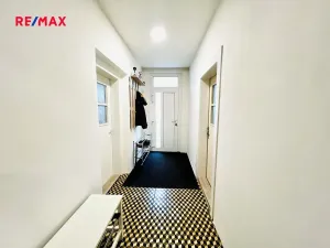 Prodej rodinného domu, Vacenovice, 215 m2