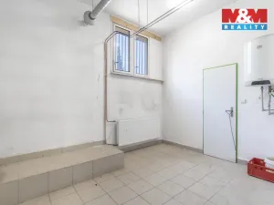 Prodej obchodního prostoru, Frýdek-Místek - Frýdek, Dobrovského, 1150 m2