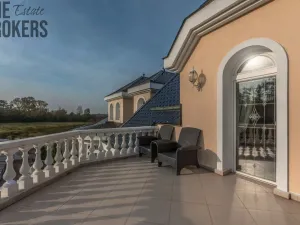 Prodej rodinného domu, Praha - Dolní Měcholupy, U přejezdu, 359 m2