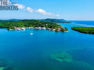 Prodej rodinného domu, Coxen Hole, Roatán, Honduras, 106 m2