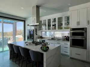 Prodej rodinného domu, Coxen Hole, Roatán, Honduras, 371 m2