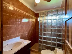 Prodej rodinného domu, Coxen Hole, Roatán, Honduras, 326 m2