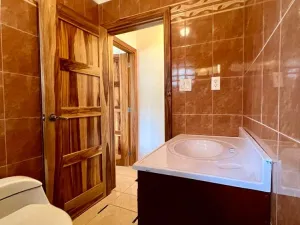 Prodej rodinného domu, Coxen Hole, Roatán, Honduras, 326 m2