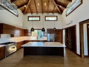 Prodej rodinného domu, Coxen Hole, Roatán, Honduras, 238 m2