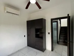 Prodej rodinného domu, Coxen Hole, Roatán, Honduras, 90 m2