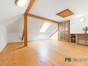 Prodej rodinného domu, Křemže, 450 m2