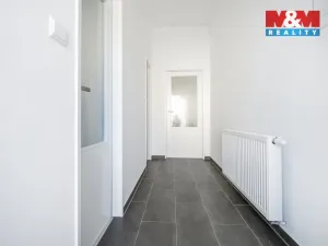 Pronájem kanceláře, Dobřany, Jiráskova, 29 m2