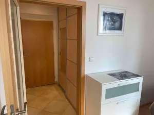 Pronájem bytu 1+kk, Praha - Stodůlky, Tlumačovská, 38 m2