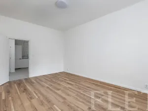 Prodej bytu 2+1, Praha - Libeň, U svobodárny, 56 m2