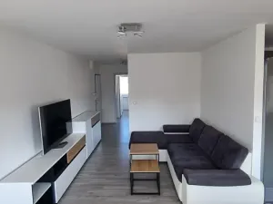 Pronájem bytu 3+kk, Kladno, Vodárenská, 69 m2