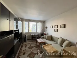 Pronájem bytu 1+kk, Praha - Malešice, Počernická, 28 m2