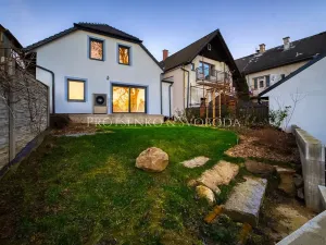 Prodej rodinného domu, Kamenice nad Lipou, nám. Husovo, 210 m2