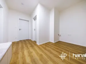 Pronájem bytu 2+kk, Olomouc, Loudova, 55 m2