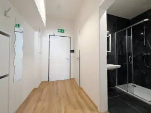 Pronájem bytu 1+kk, Brno, Komárovská, 33 m2