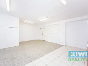 Pronájem obchodního prostoru, Ostrava, Maďarská, 44 m2