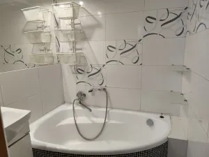 Prodej bytu 2+1, Desná, Poštovní, 66 m2