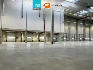 Pronájem skladu, Kozomín, 32000 m2