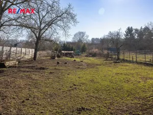 Prodej pozemku pro bydlení, Nelahozeves, U Dvora, 1100 m2