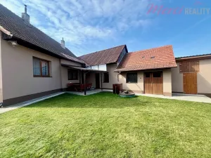 Prodej rodinného domu, Bílovice, 200 m2