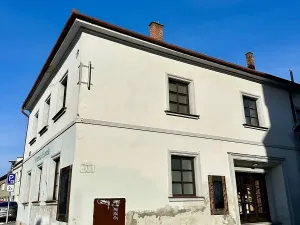 Pronájem obchodního prostoru, Mohelnice, Kostelní nám., 80 m2