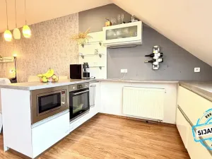 Prodej bytu 3+kk, Krnov, Sv. Ducha, 84 m2