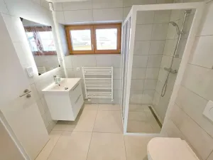 Pronájem rodinného domu, Zeleneč, 170 m2