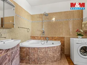 Prodej ubytování, Postoloprty, Wolkerova, 230 m2