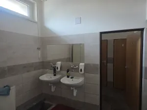 Pronájem výrobních prostor, Valašské Meziříčí, M. Alše, 1000 m2
