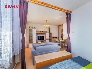 Prodej bytu 1+kk, Praha - Prosek, Vysočanská, 37 m2