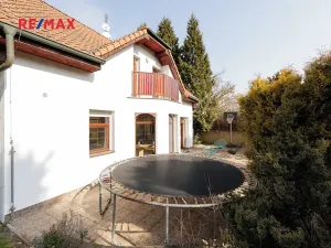 Prodej bytu 6+kk a větší, Tuchoměřice, Ke Statenicím, 347 m2