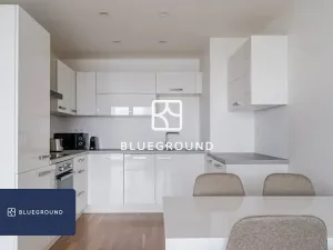 Pronájem bytu 2+kk, Praha - Karlín, Nekvasilova, 56 m2