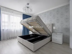 Pronájem bytu 2+kk, Praha - Vysočany, Strnadových, 56 m2