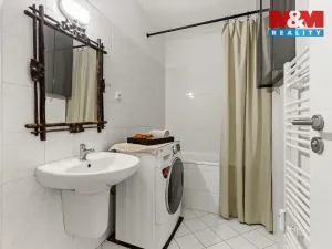 Prodej bytu 3+kk, Praha, Žiželická, 66 m2