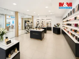 Pronájem obchodního prostoru, Benešov, Masarykovo náměstí, 50 m2