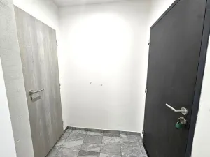 Pronájem bytu 2+kk, Kralupy nad Vltavou - Lobeček, Krakovská, 38 m2