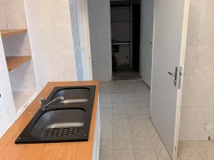 Prodej komerční nemovitosti, Děčín, Husovo nám., 32 m2