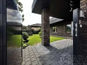 Prodej rodinného domu, Babice, Lomená, 293 m2